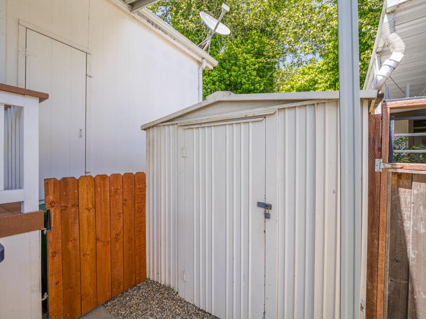 Detail Gallery Image 15 of 59 For 49 Blanca Ln #817,  Watsonville,  CA 95076 - 3 Beds | 2 Baths