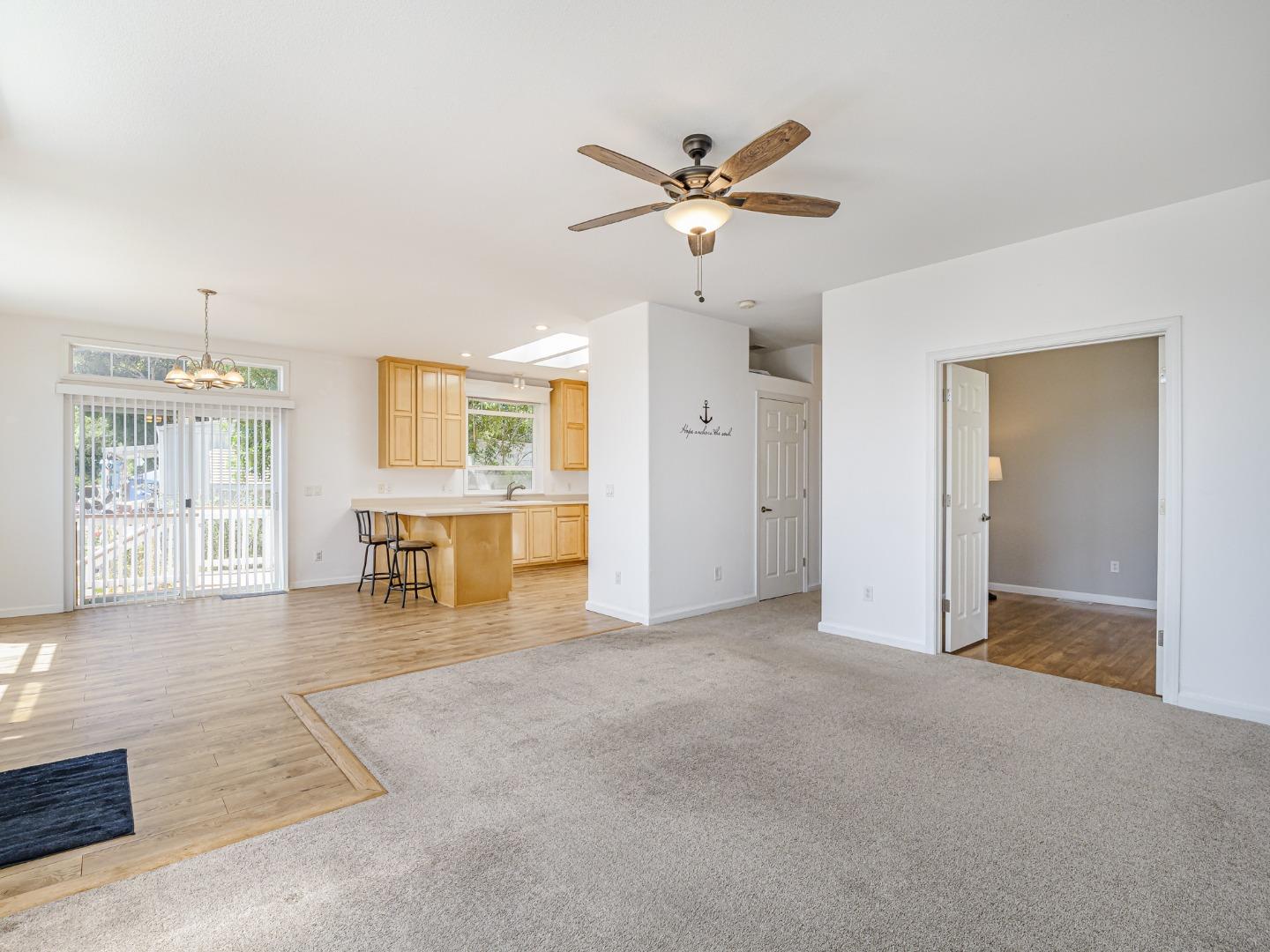 Detail Gallery Image 36 of 59 For 49 Blanca Ln #817,  Watsonville,  CA 95076 - 3 Beds | 2 Baths