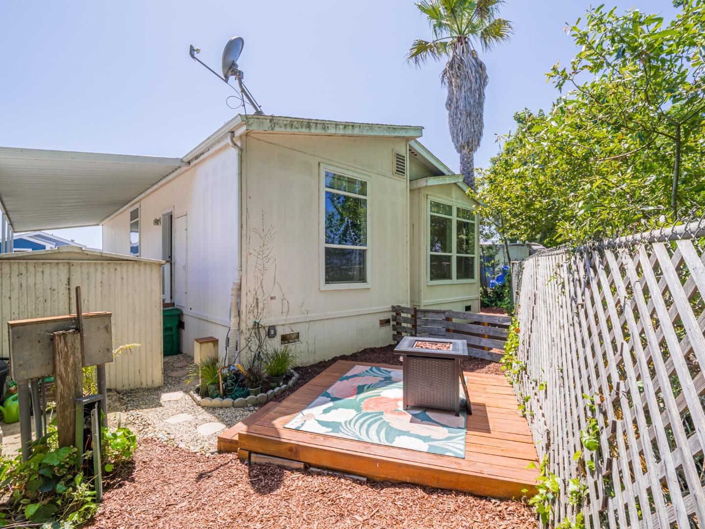 Detail Gallery Image 6 of 59 For 49 Blanca Ln #817,  Watsonville,  CA 95076 - 3 Beds | 2 Baths