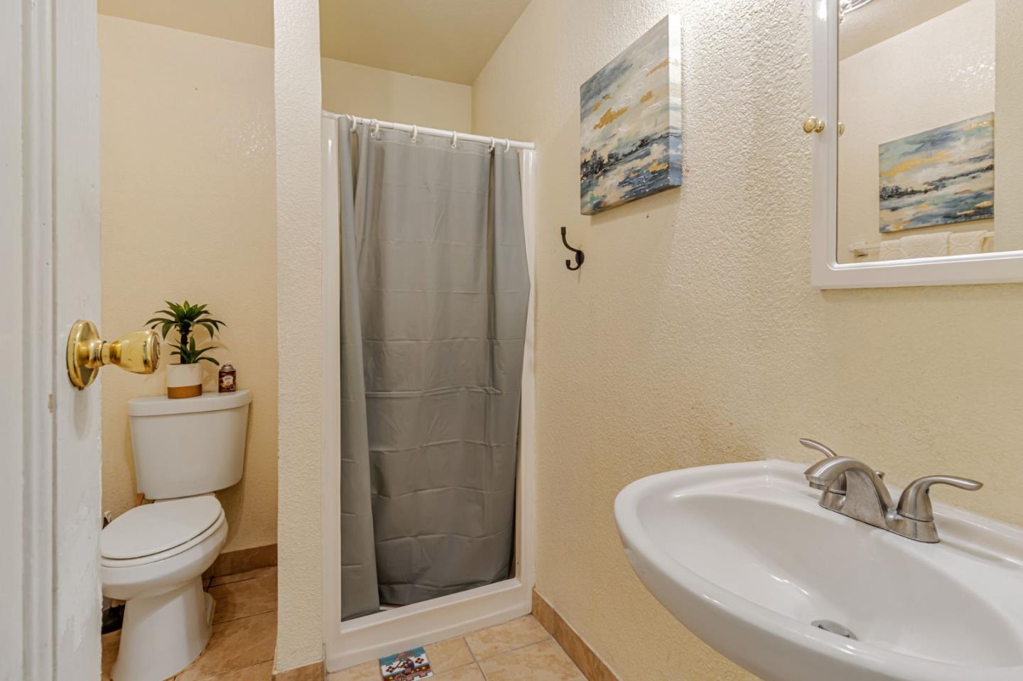 Detail Gallery Image 18 of 35 For 160 N 11th St, San Jose,  CA 95112 - 3 Beds | 3 Baths