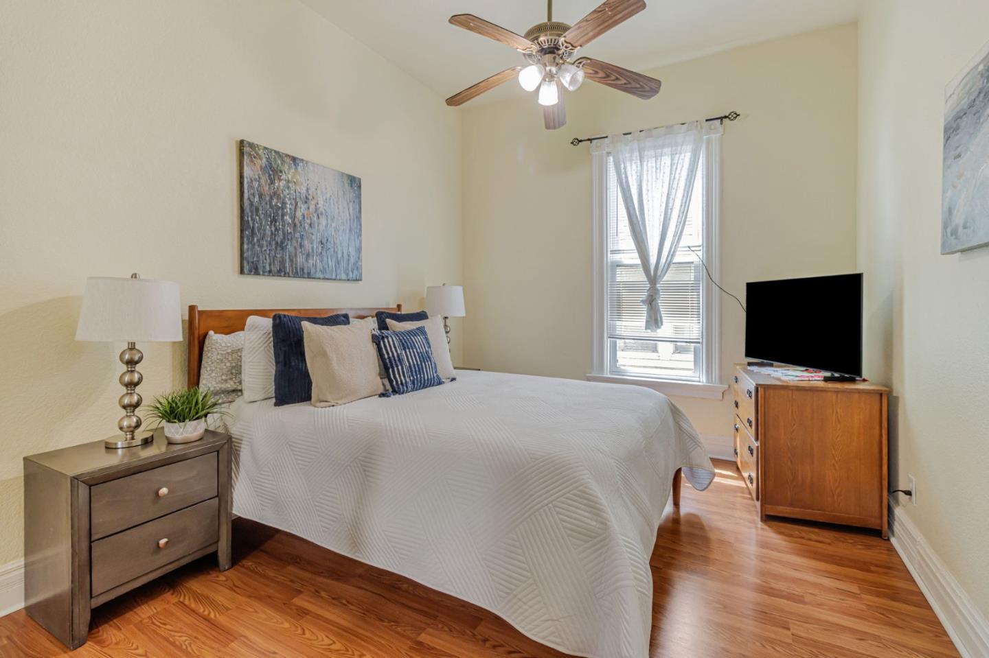 Detail Gallery Image 21 of 35 For 160 N 11th St, San Jose,  CA 95112 - 3 Beds | 3 Baths