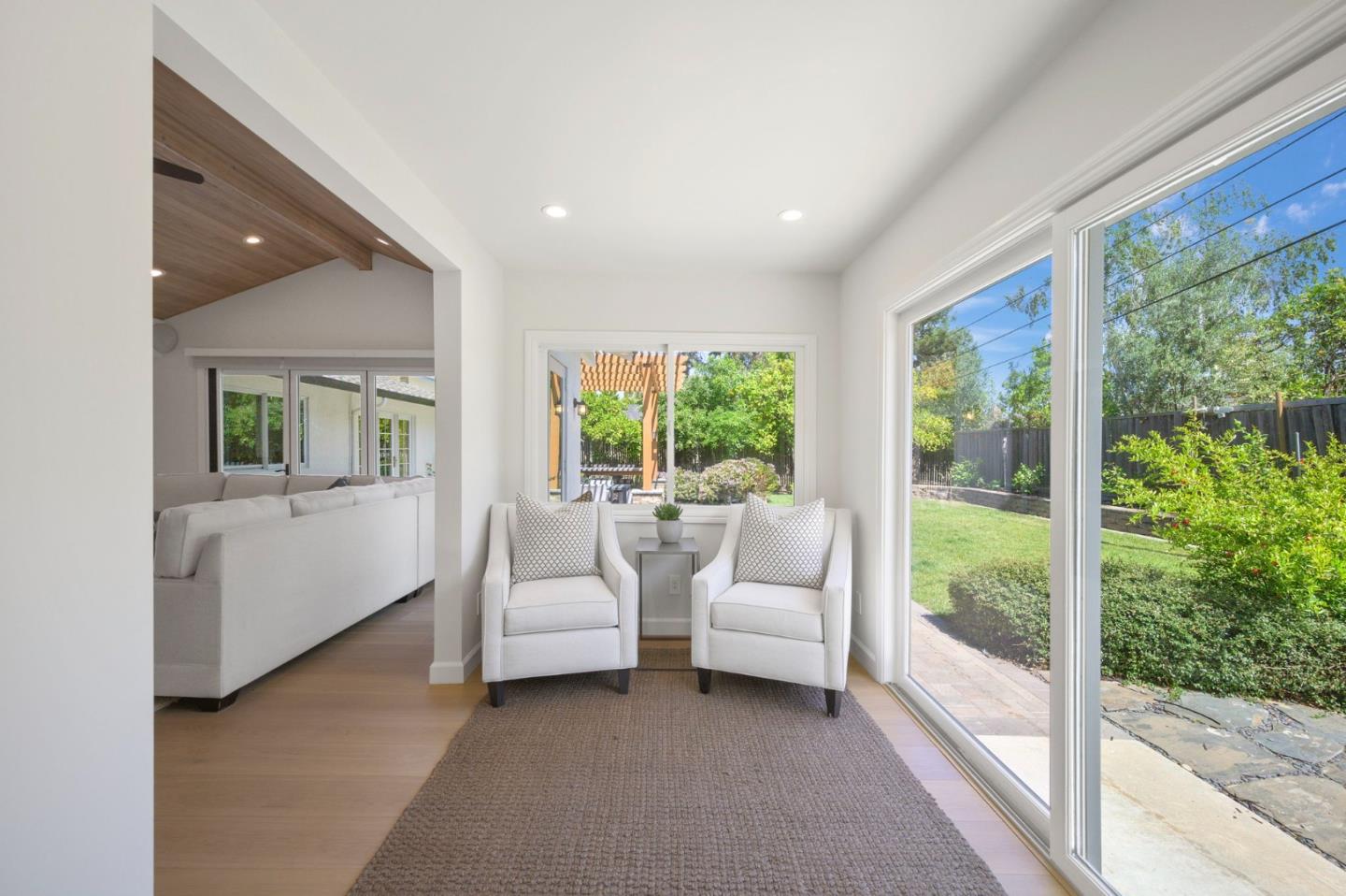 Detail Gallery Image 16 of 37 For 12057 Country Squire Ln, Saratoga,  CA 95070 - 5 Beds | 3/1 Baths