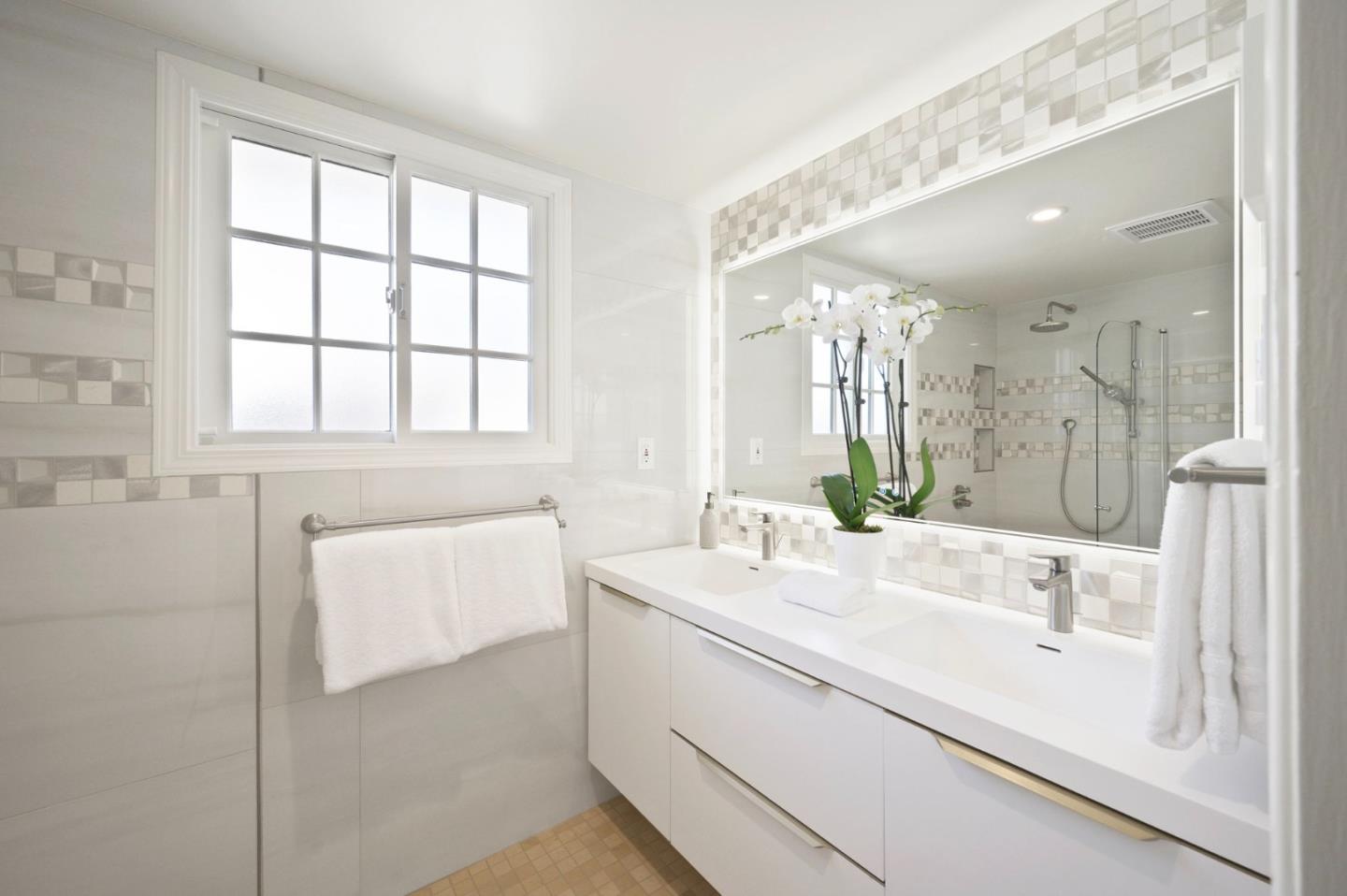 Detail Gallery Image 27 of 37 For 12057 Country Squire Ln, Saratoga,  CA 95070 - 5 Beds | 3/1 Baths