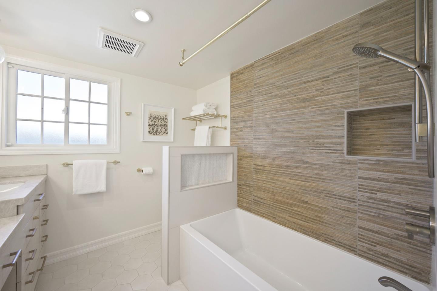 Detail Gallery Image 29 of 37 For 12057 Country Squire Ln, Saratoga,  CA 95070 - 5 Beds | 3/1 Baths
