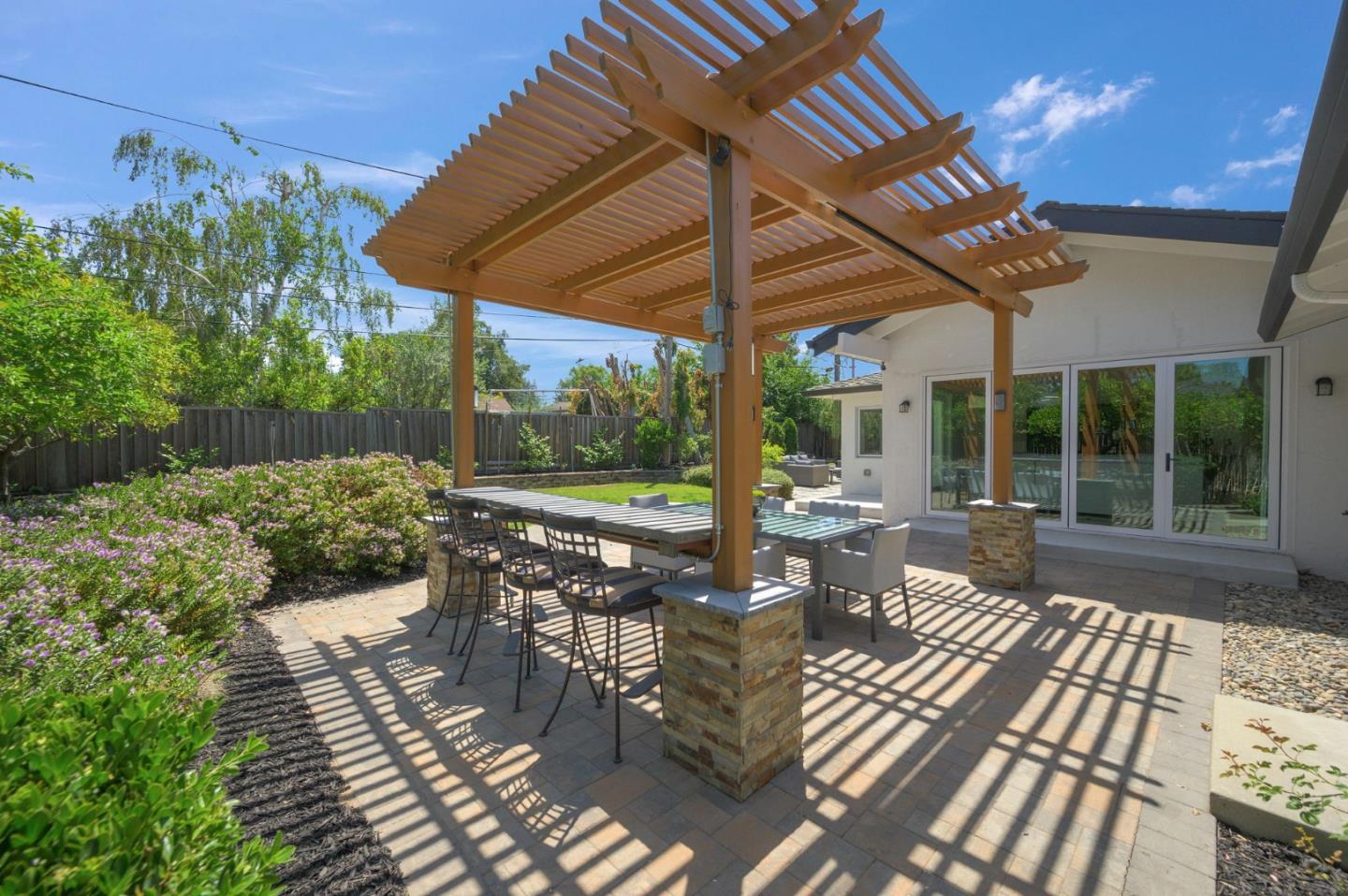 Detail Gallery Image 35 of 37 For 12057 Country Squire Ln, Saratoga,  CA 95070 - 5 Beds | 3/1 Baths