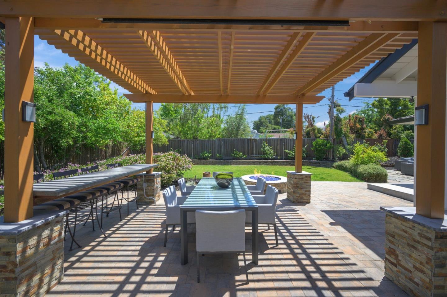 Detail Gallery Image 36 of 37 For 12057 Country Squire Ln, Saratoga,  CA 95070 - 5 Beds | 3/1 Baths