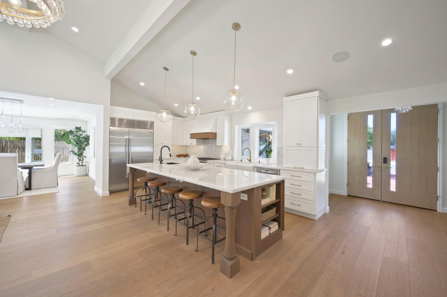 Detail Gallery Image 5 of 37 For 12057 Country Squire Ln, Saratoga,  CA 95070 - 5 Beds | 3/1 Baths