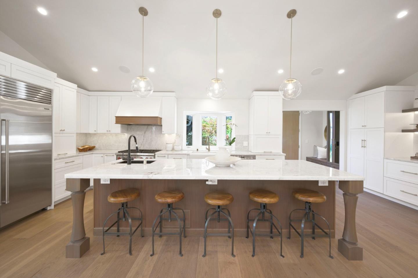 Detail Gallery Image 6 of 37 For 12057 Country Squire Ln, Saratoga,  CA 95070 - 5 Beds | 3/1 Baths