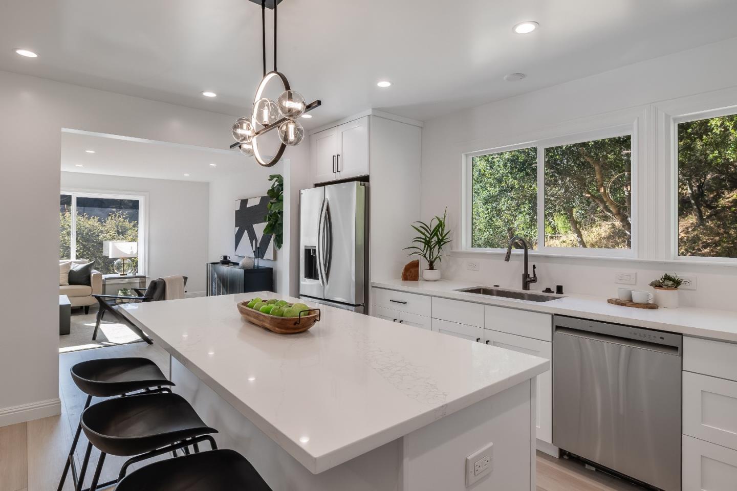 Detail Gallery Image 19 of 79 For 1315 Black Mountain Rd, Hillsborough,  CA 94010 - 4 Beds | 3 Baths