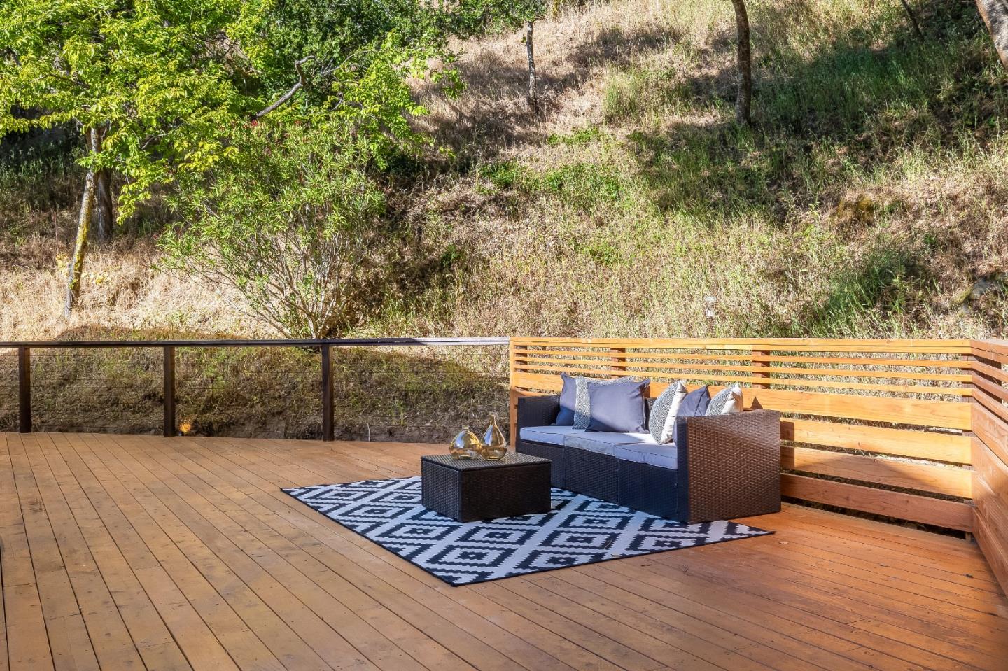 Detail Gallery Image 33 of 79 For 1315 Black Mountain Rd, Hillsborough,  CA 94010 - 4 Beds | 3 Baths