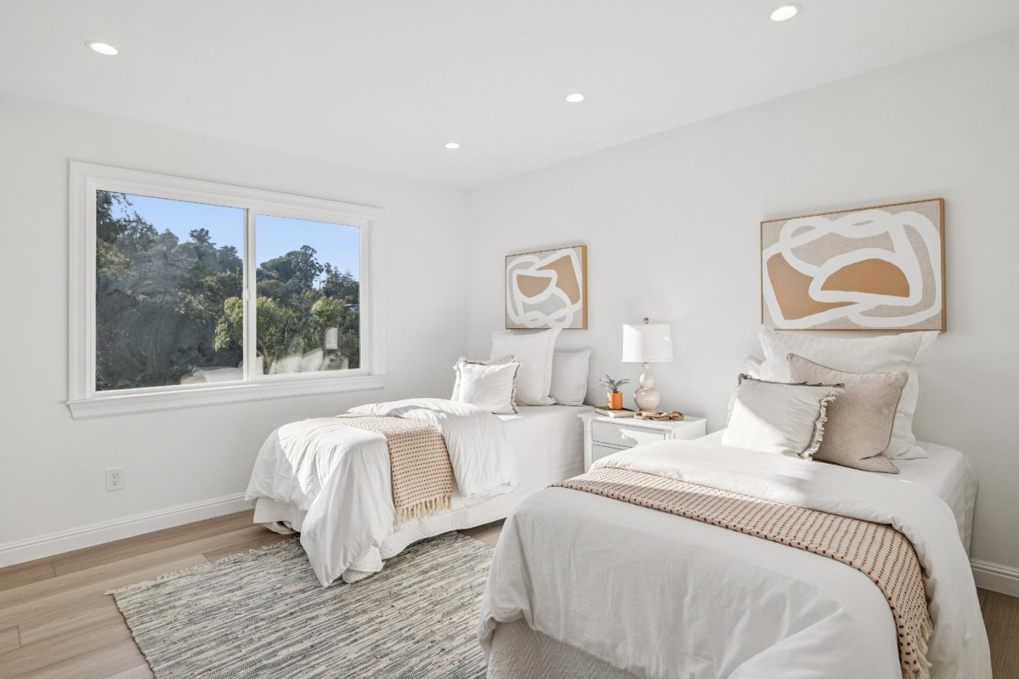 Detail Gallery Image 40 of 79 For 1315 Black Mountain Rd, Hillsborough,  CA 94010 - 4 Beds | 3 Baths