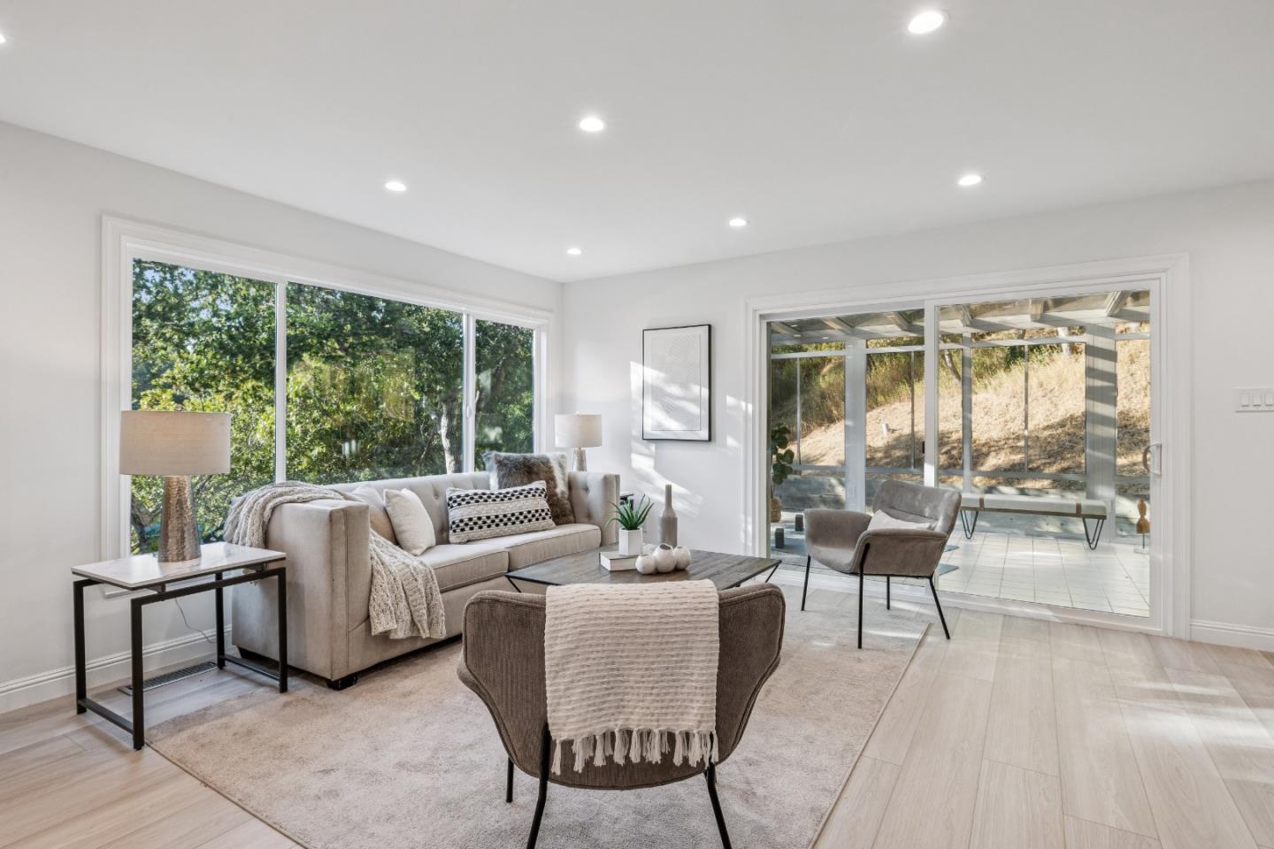 Detail Gallery Image 51 of 79 For 1315 Black Mountain Rd, Hillsborough,  CA 94010 - 4 Beds | 3 Baths
