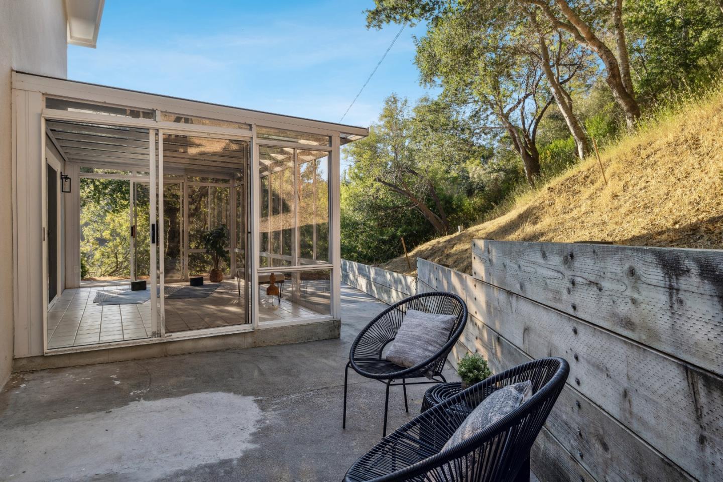 Detail Gallery Image 58 of 79 For 1315 Black Mountain Rd, Hillsborough,  CA 94010 - 4 Beds | 3 Baths