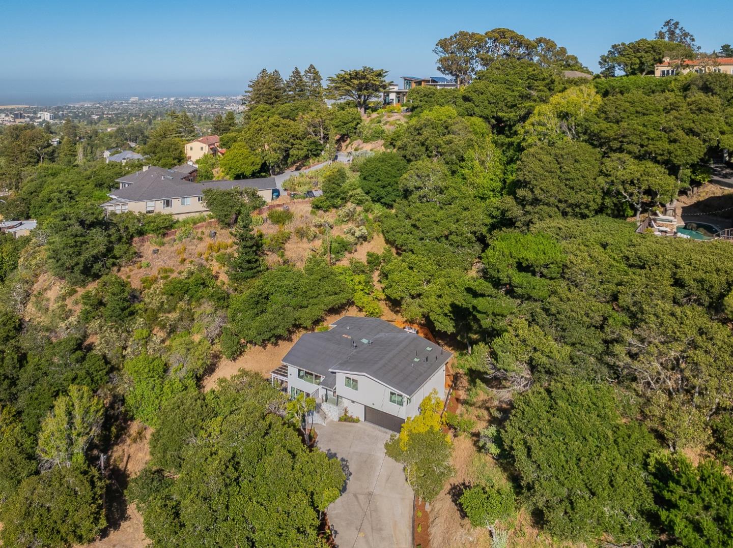 Detail Gallery Image 71 of 79 For 1315 Black Mountain Rd, Hillsborough,  CA 94010 - 4 Beds | 3 Baths