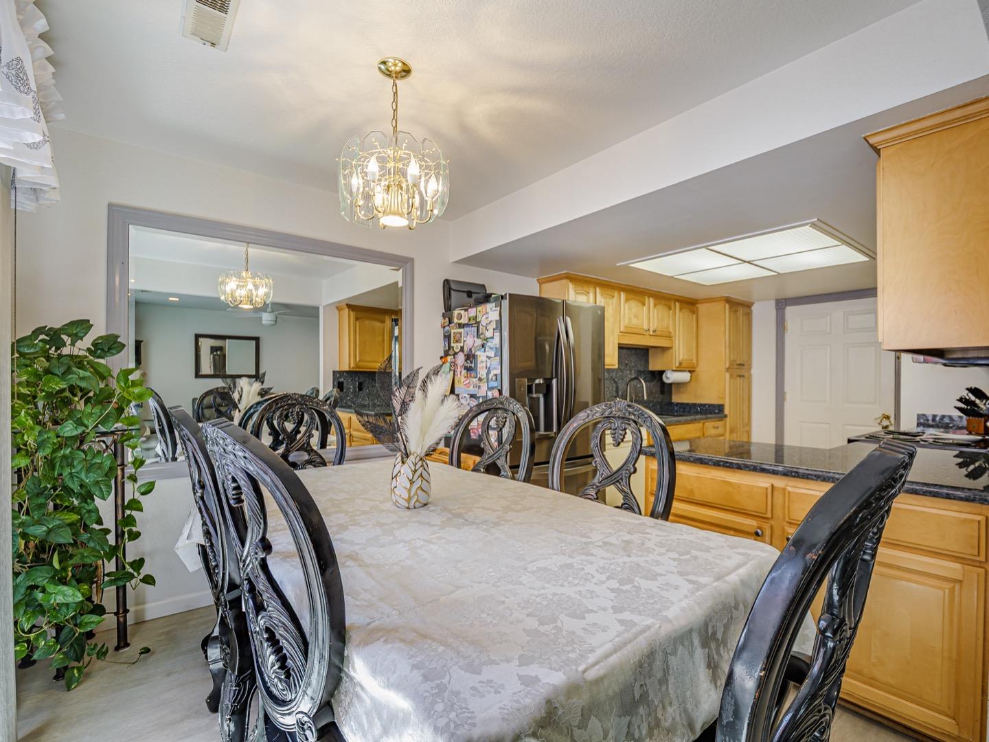 Detail Gallery Image 6 of 24 For 179 Terry Loop, Watsonville,  CA 95076 - 3 Beds | 2/1 Baths