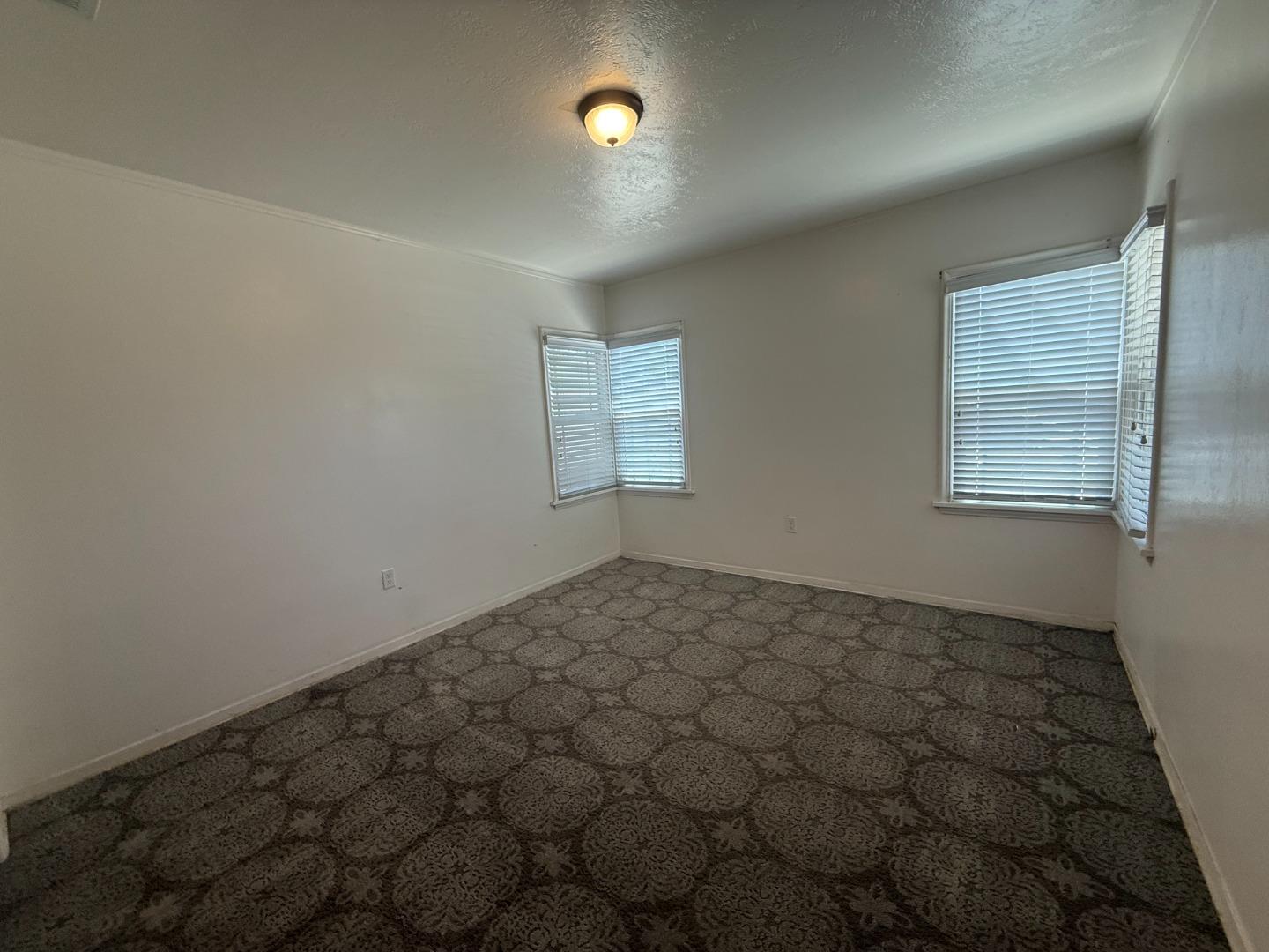 Detail Gallery Image 8 of 13 For 313 Canal St, King City,  CA 93930 - 3 Beds | 1 Baths