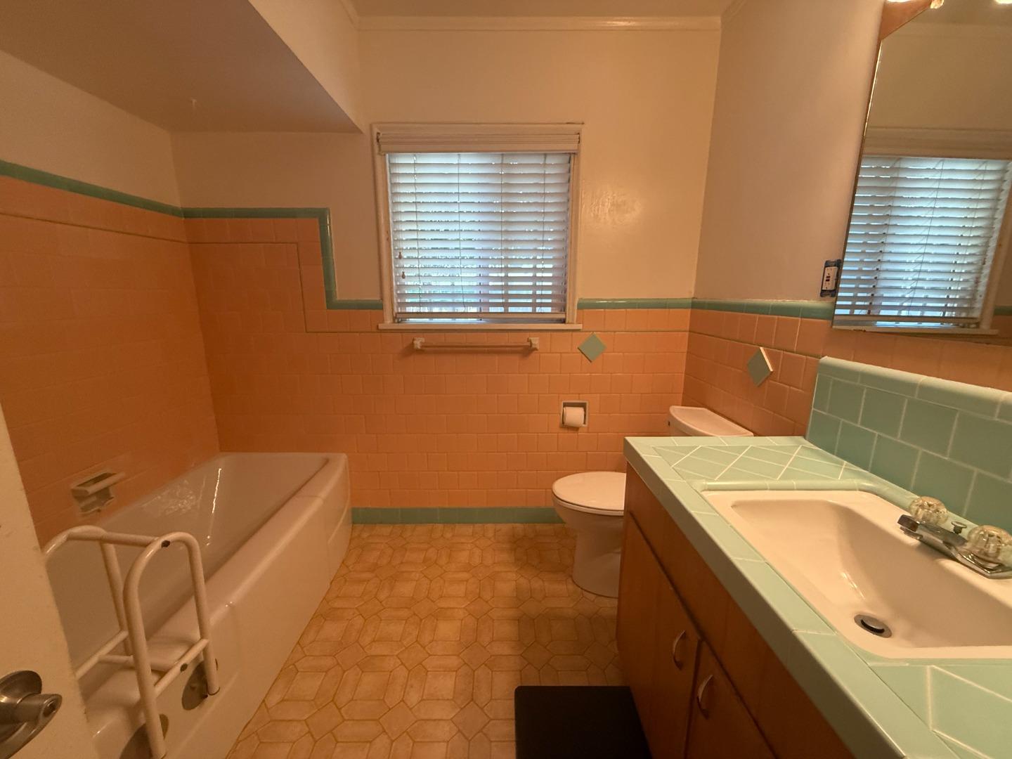 Detail Gallery Image 9 of 13 For 313 Canal St, King City,  CA 93930 - 3 Beds | 1 Baths