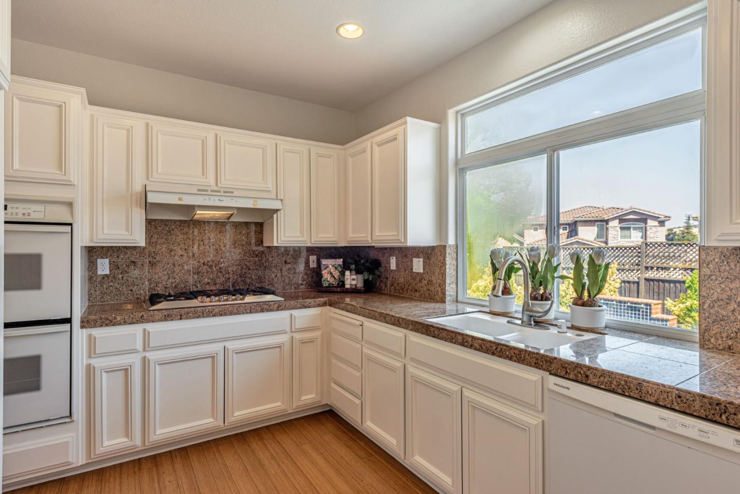 Detail Gallery Image 16 of 84 For 7330 Alexis Manor Pl, San Jose,  CA 95120 - 5 Beds | 3 Baths