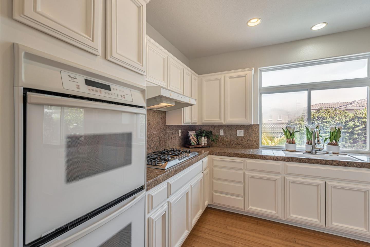 Detail Gallery Image 17 of 84 For 7330 Alexis Manor Pl, San Jose,  CA 95120 - 5 Beds | 3 Baths