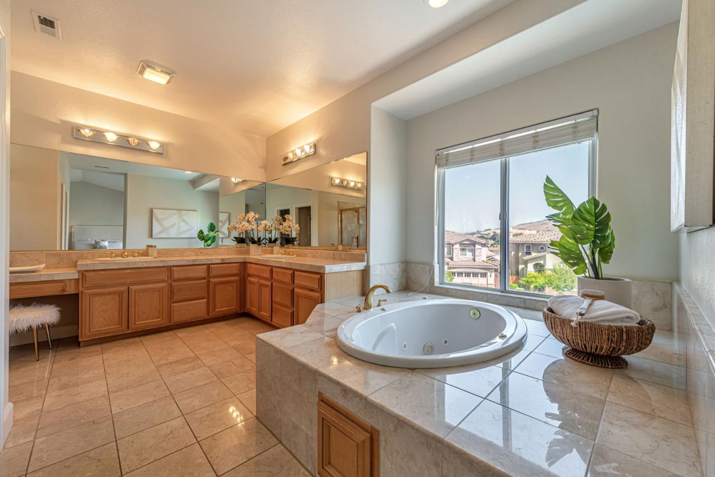 Detail Gallery Image 36 of 84 For 7330 Alexis Manor Pl, San Jose,  CA 95120 - 5 Beds | 3 Baths