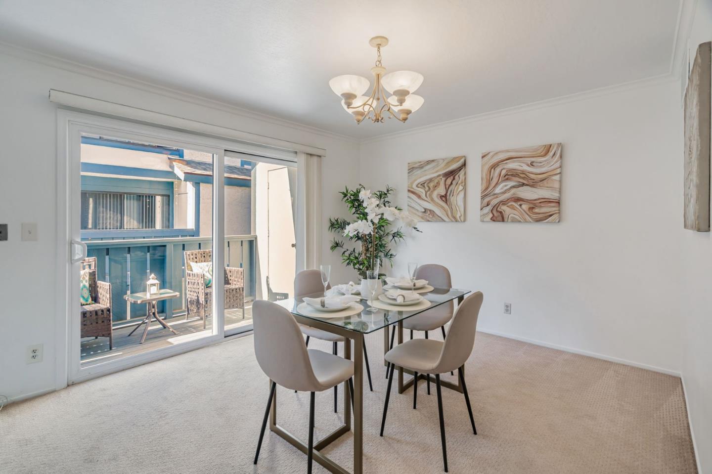 Detail Gallery Image 12 of 31 For 722 Duncanville Ct, Campbell,  CA 95008 - 2 Beds | 2/1 Baths