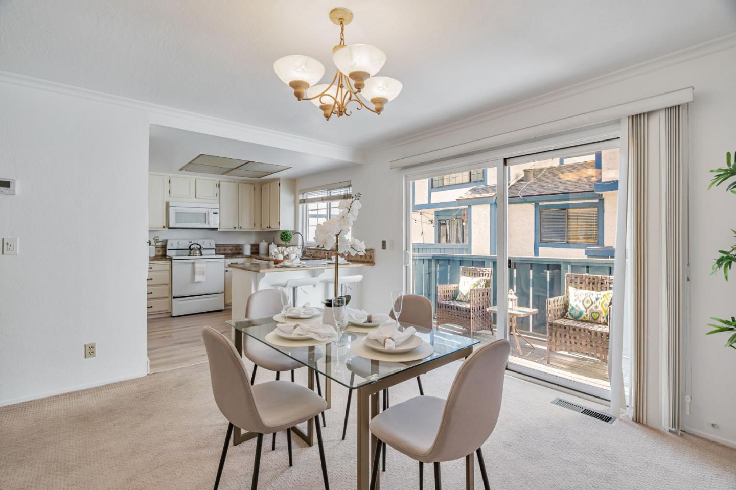 Detail Gallery Image 13 of 31 For 722 Duncanville Ct, Campbell,  CA 95008 - 2 Beds | 2/1 Baths