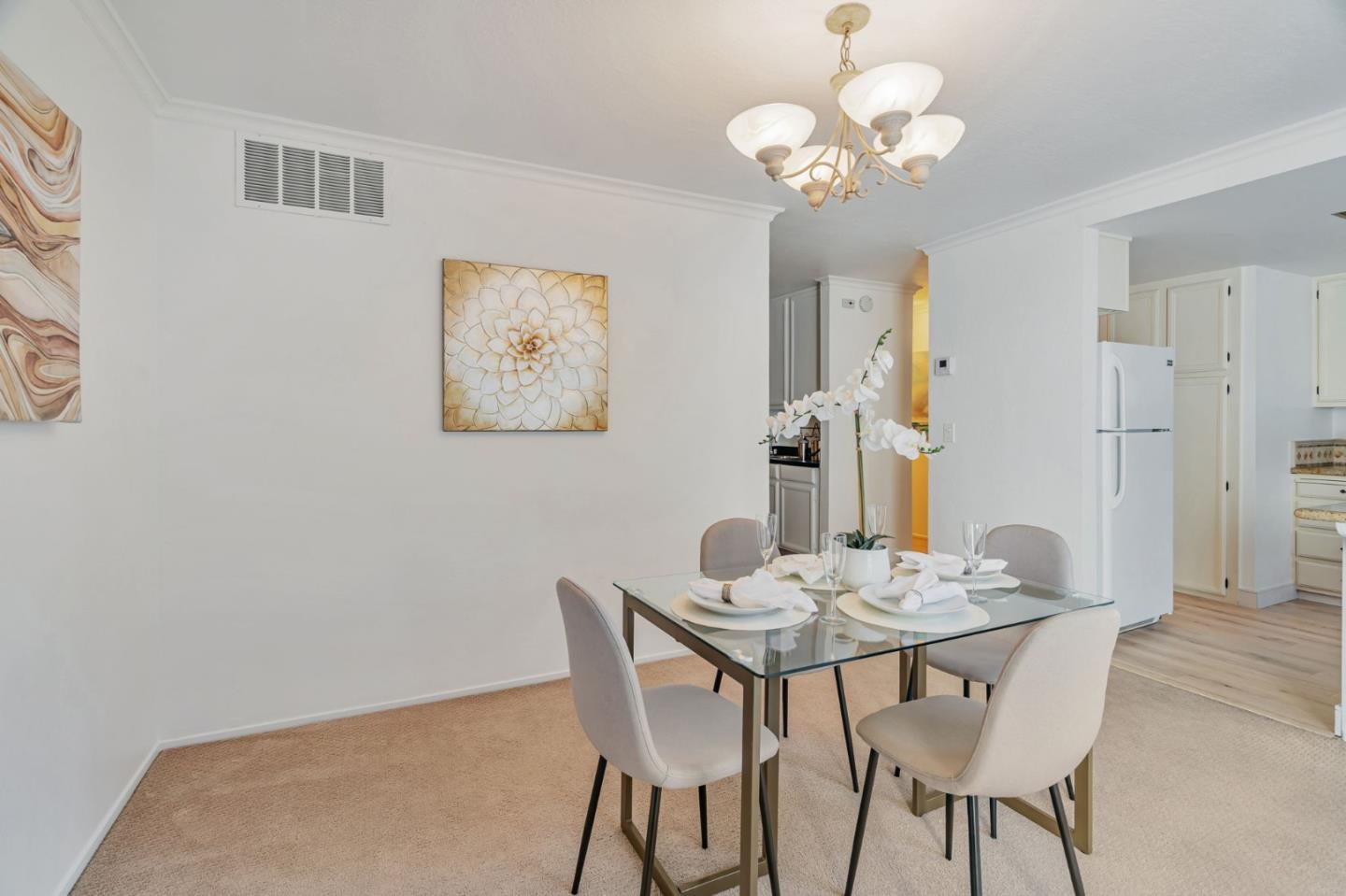 Detail Gallery Image 14 of 31 For 722 Duncanville Ct, Campbell,  CA 95008 - 2 Beds | 2/1 Baths