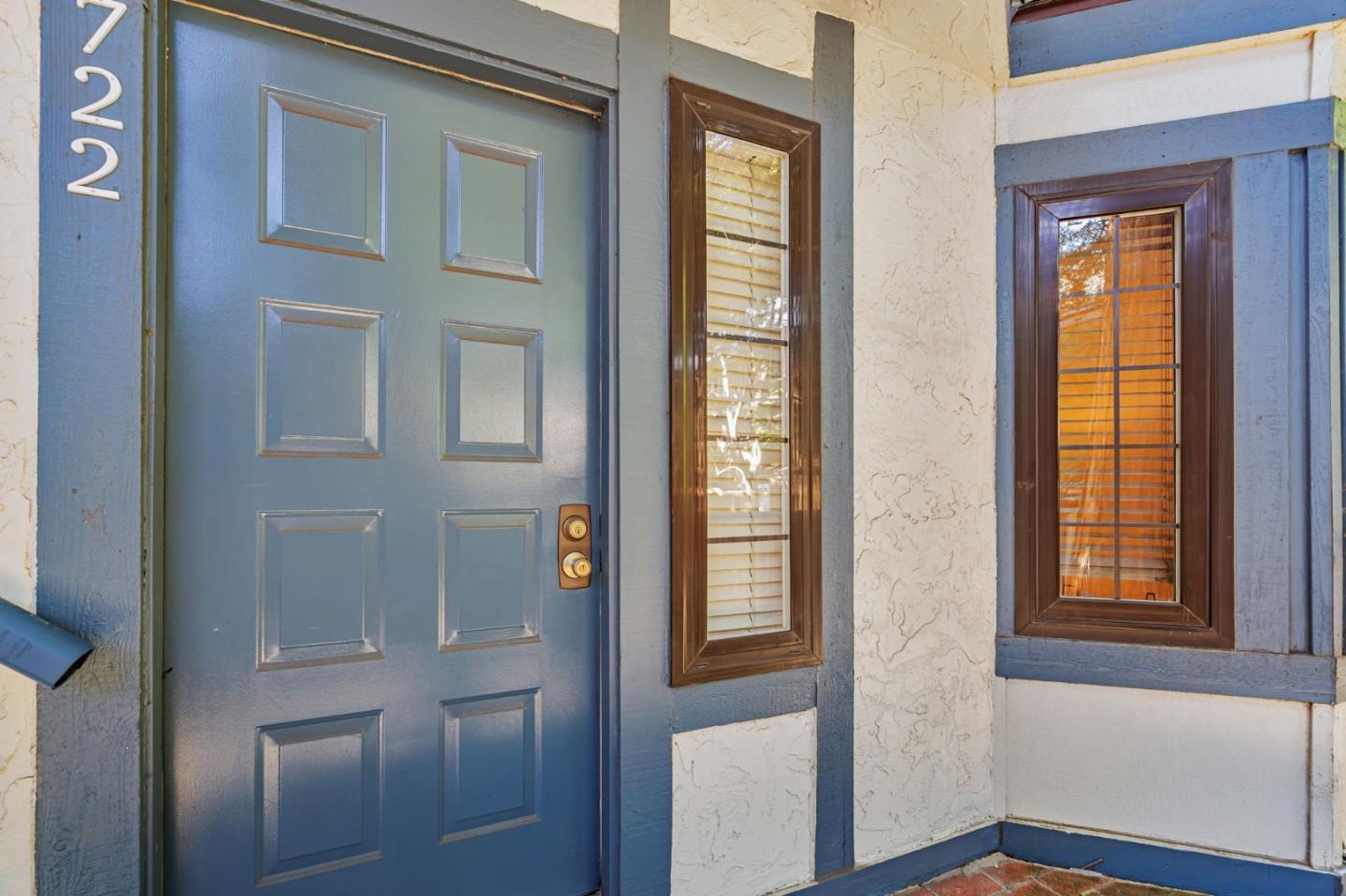 Detail Gallery Image 3 of 31 For 722 Duncanville Ct, Campbell,  CA 95008 - 2 Beds | 2/1 Baths