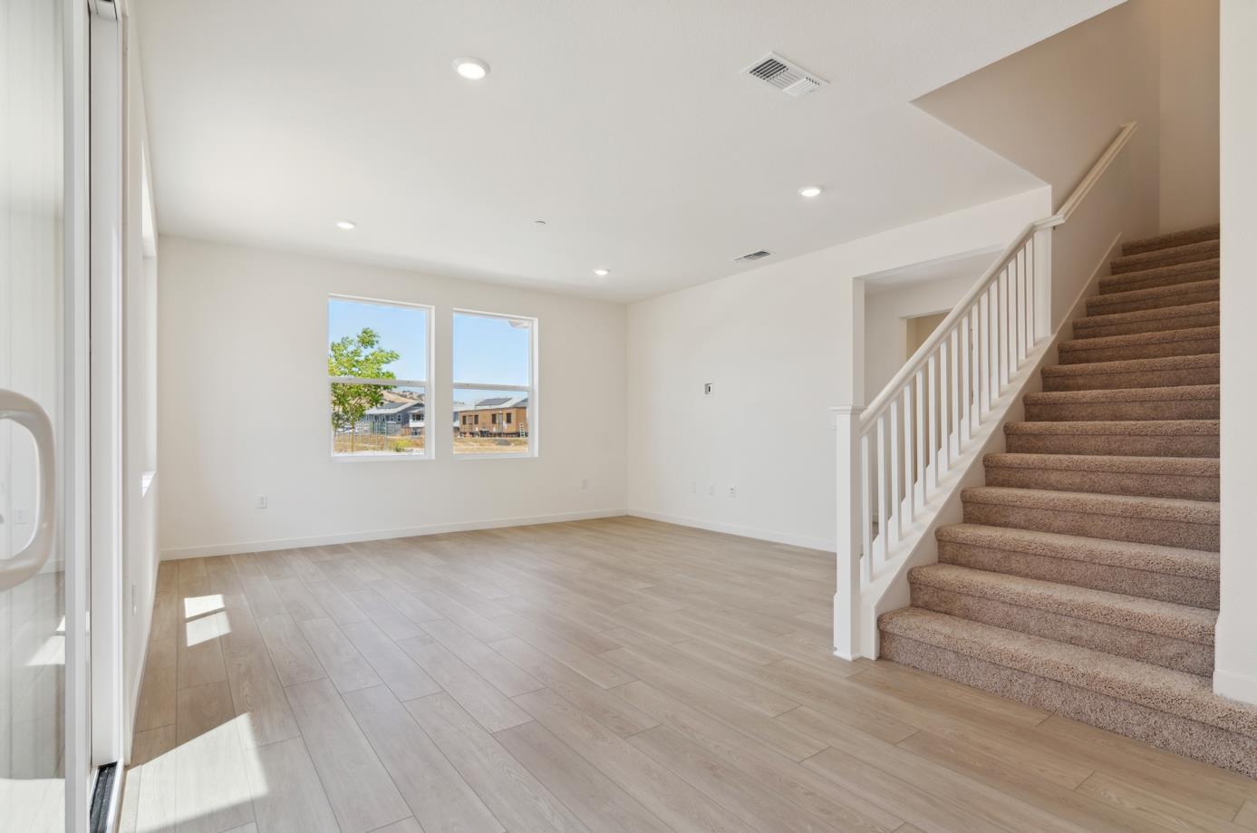 Detail Gallery Image 7 of 23 For 2528 Big Sky Dr, Fairfield,  CA 94533 - 4 Beds | 3 Baths