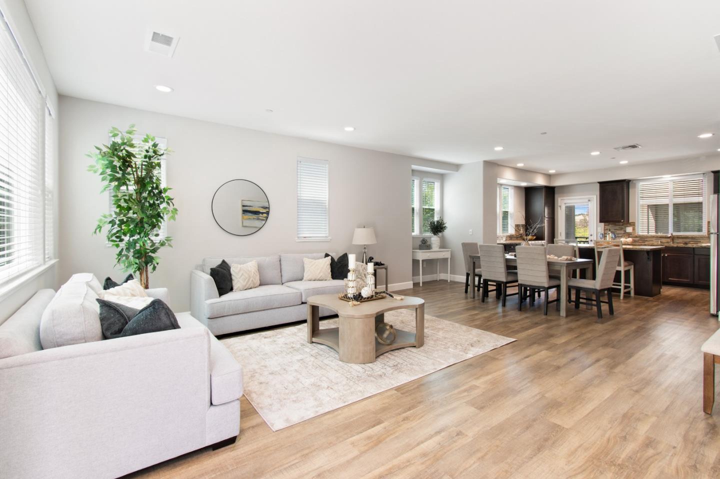 Detail Gallery Image 10 of 34 For 701 Tierney Pl, Martinez,  CA 94553 - 4 Beds | 3/1 Baths