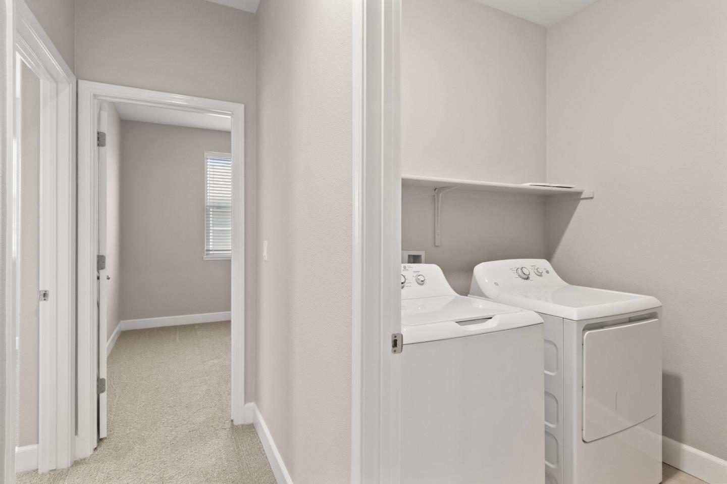 Detail Gallery Image 30 of 34 For 701 Tierney Pl, Martinez,  CA 94553 - 4 Beds | 3/1 Baths