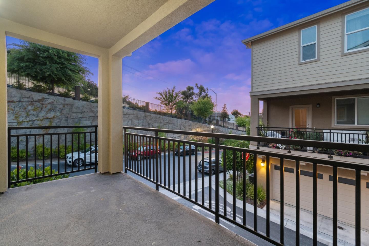 Detail Gallery Image 8 of 34 For 701 Tierney Pl, Martinez,  CA 94553 - 4 Beds | 3/1 Baths