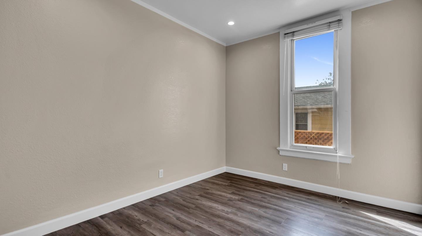 Detail Gallery Image 21 of 28 For 85 Oak St, San Jose,  CA 95110 - 3 Beds | 2 Baths