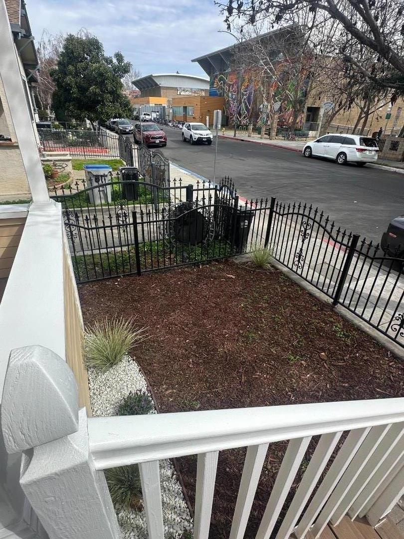 Detail Gallery Image 3 of 28 For 85 Oak St, San Jose,  CA 95110 - 3 Beds | 2 Baths