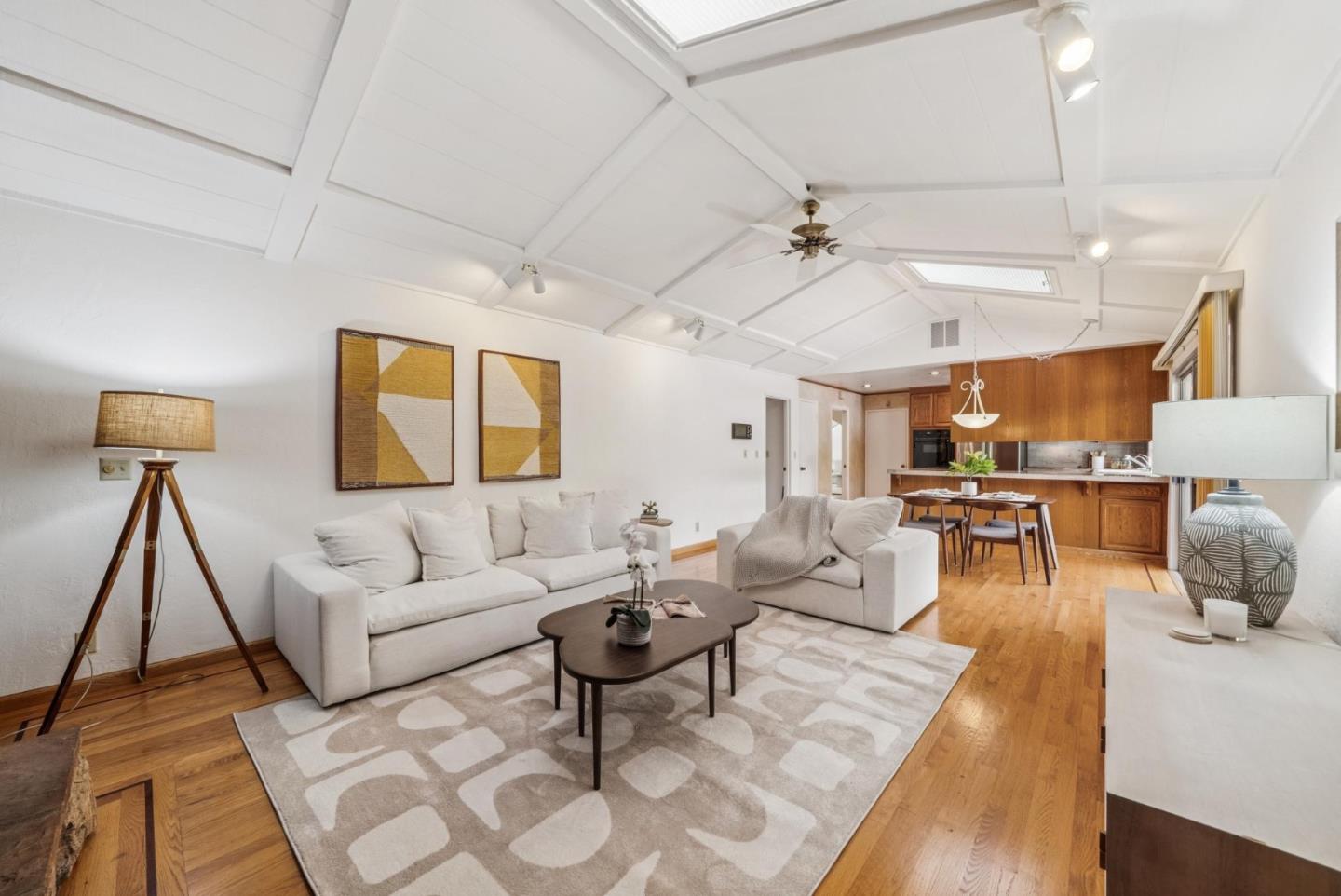 Detail Gallery Image 11 of 24 For 12651 Lido Way, Saratoga,  CA 95070 - 4 Beds | 2 Baths