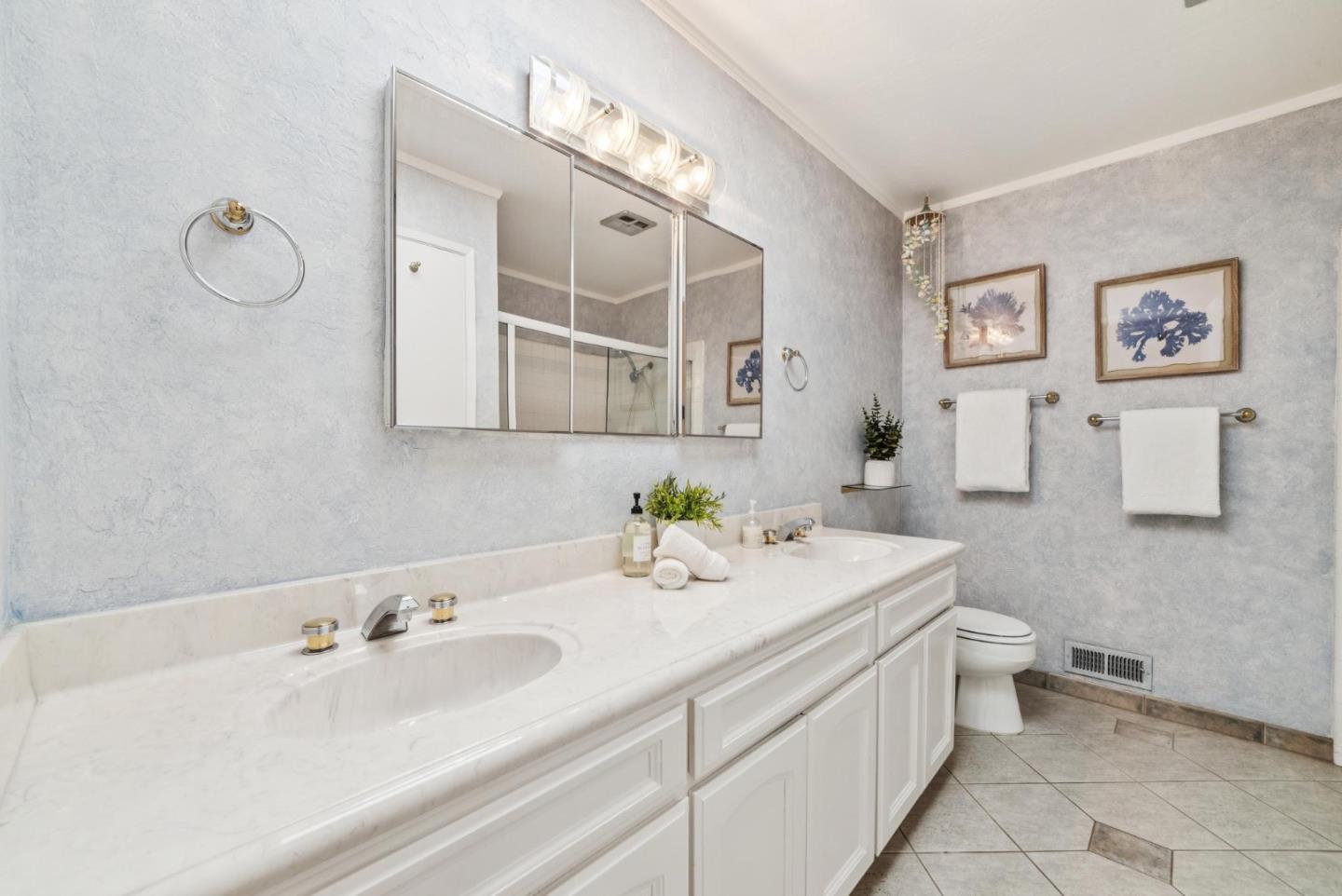 Detail Gallery Image 16 of 24 For 12651 Lido Way, Saratoga,  CA 95070 - 4 Beds | 2 Baths