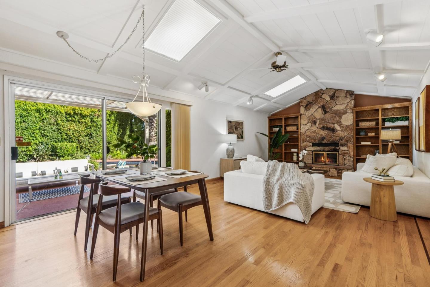 Detail Gallery Image 9 of 24 For 12651 Lido Way, Saratoga,  CA 95070 - 4 Beds | 2 Baths