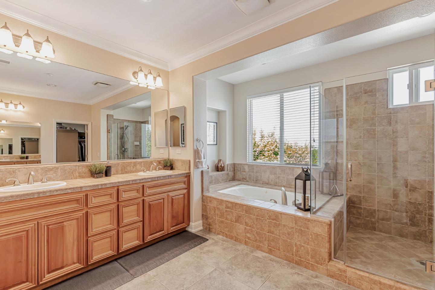 Detail Gallery Image 20 of 36 For 5812 Cajon Way, Gilroy,  CA 95020 - 4 Beds | 3/1 Baths
