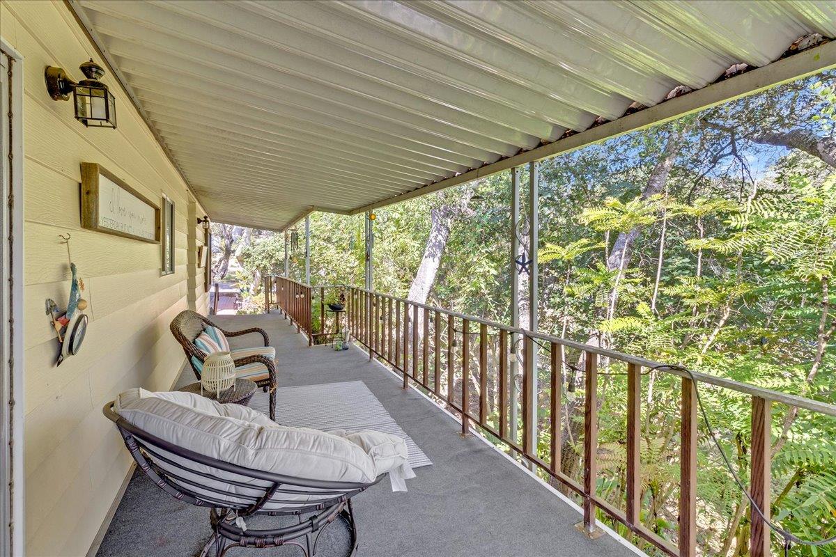 Detail Gallery Image 10 of 29 For 17617 Pond Derosa #29,  Salinas,  CA 93907 - 2 Beds | 2 Baths