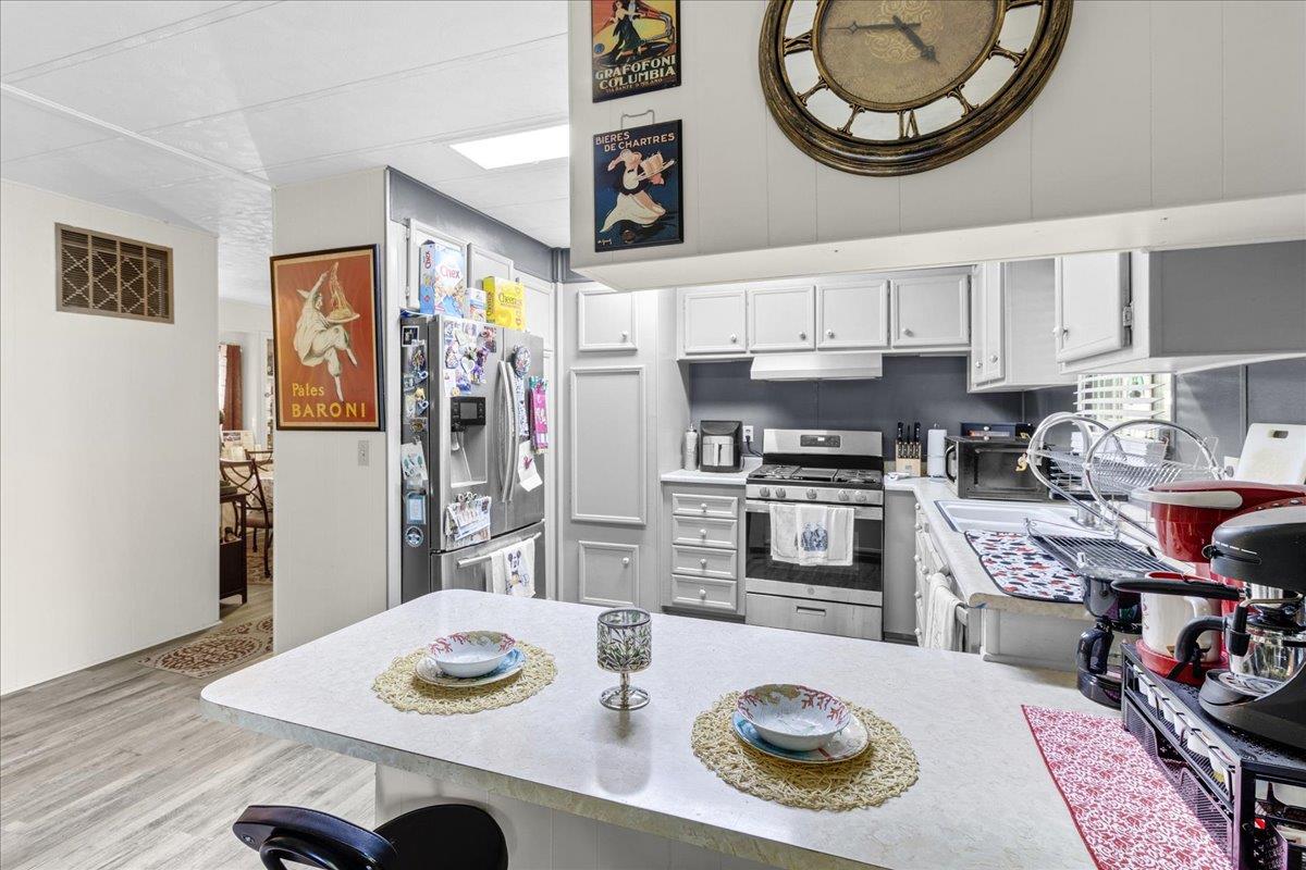 Detail Gallery Image 19 of 29 For 17617 Pond Derosa #29,  Salinas,  CA 93907 - 2 Beds | 2 Baths