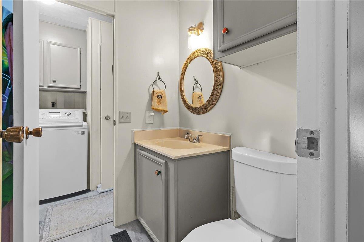 Detail Gallery Image 28 of 29 For 17617 Pond Derosa #29,  Salinas,  CA 93907 - 2 Beds | 2 Baths