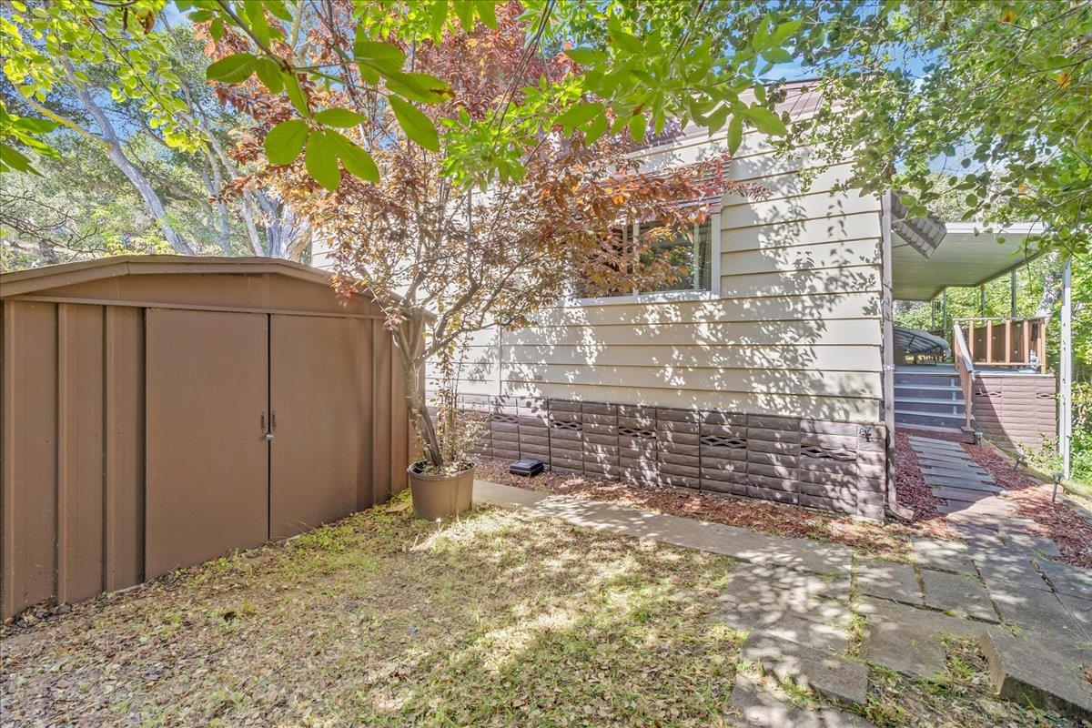 Detail Gallery Image 7 of 29 For 17617 Pond Derosa #29,  Salinas,  CA 93907 - 2 Beds | 2 Baths