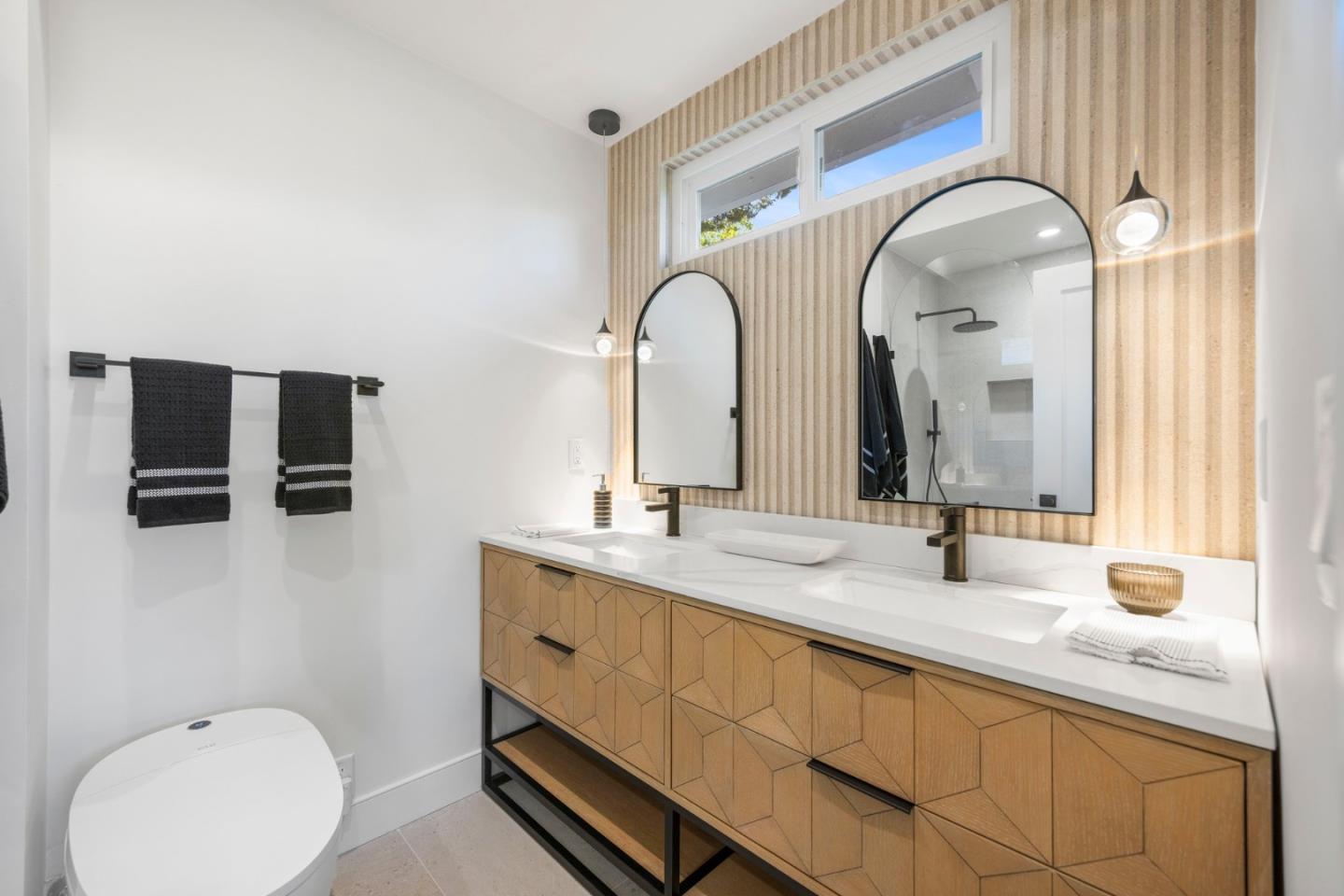 Detail Gallery Image 14 of 62 For 1680 Morrill Ave, San Jose,  CA 95132 - 4 Beds | 2 Baths