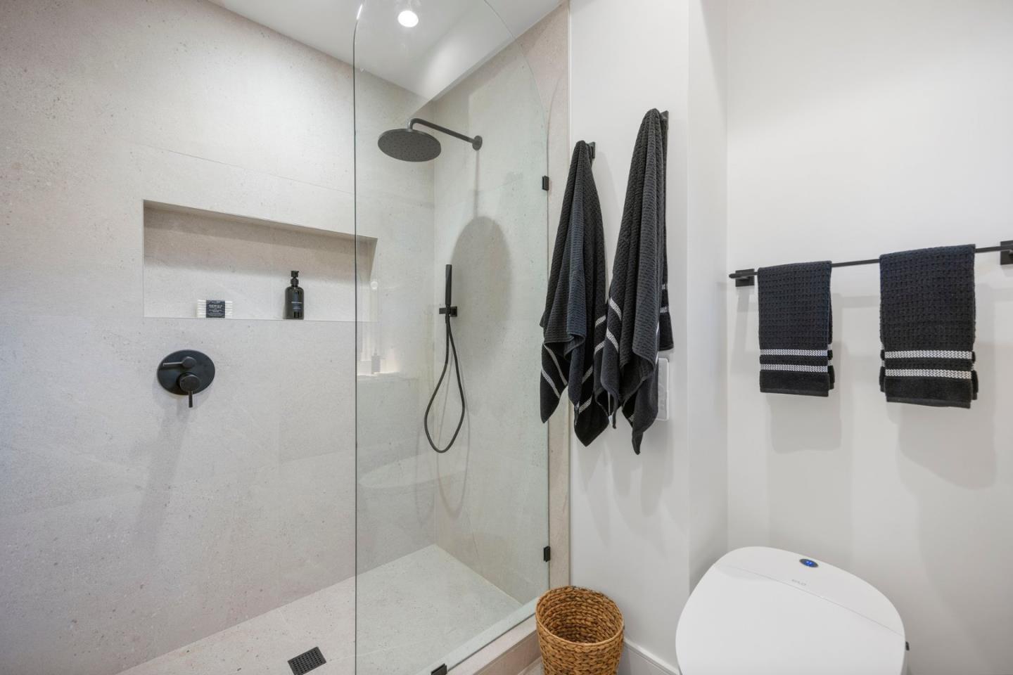 Detail Gallery Image 15 of 62 For 1680 Morrill Ave, San Jose,  CA 95132 - 4 Beds | 2 Baths