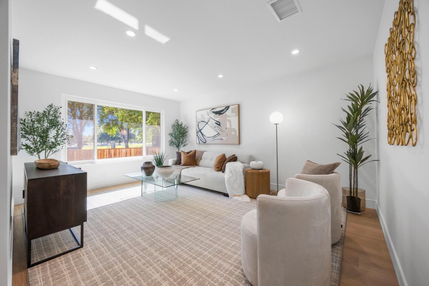 Detail Gallery Image 4 of 62 For 1680 Morrill Ave, San Jose,  CA 95132 - 4 Beds | 2 Baths