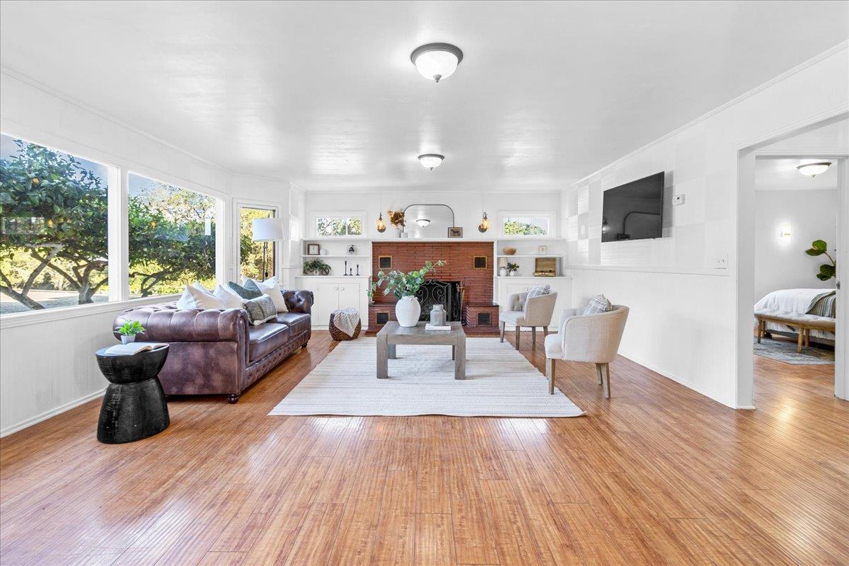 Detail Gallery Image 11 of 39 For 8841 Archer Rd, Salinas,  CA 93907 - 3 Beds | 2/1 Baths