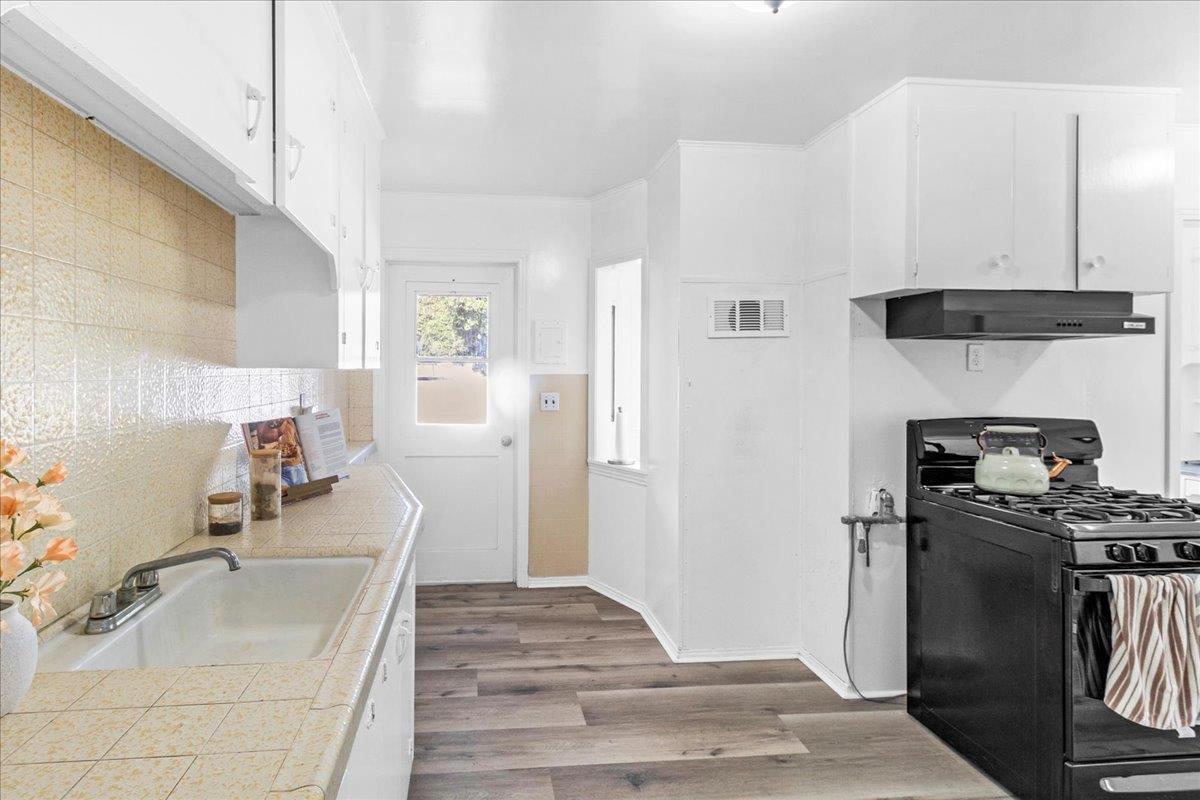 Detail Gallery Image 18 of 39 For 8841 Archer Rd, Salinas,  CA 93907 - 3 Beds | 2/1 Baths