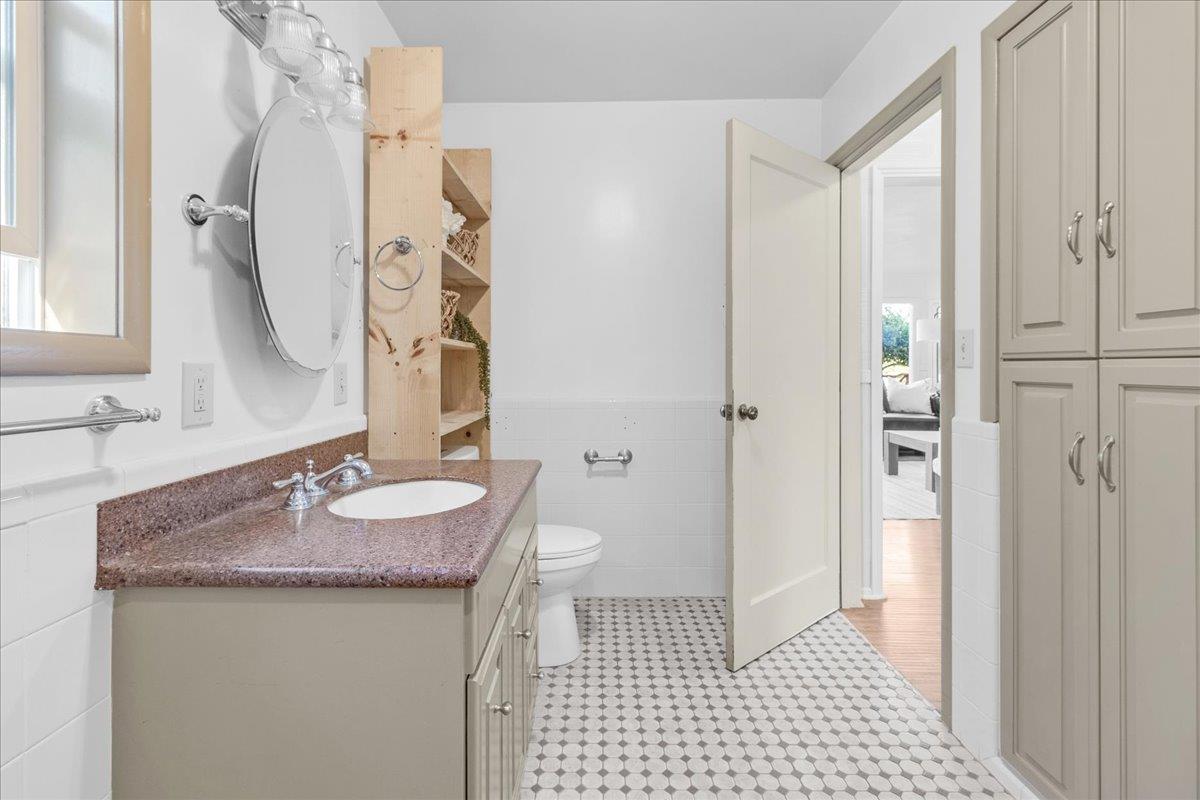 Detail Gallery Image 23 of 39 For 8841 Archer Rd, Salinas,  CA 93907 - 3 Beds | 2/1 Baths