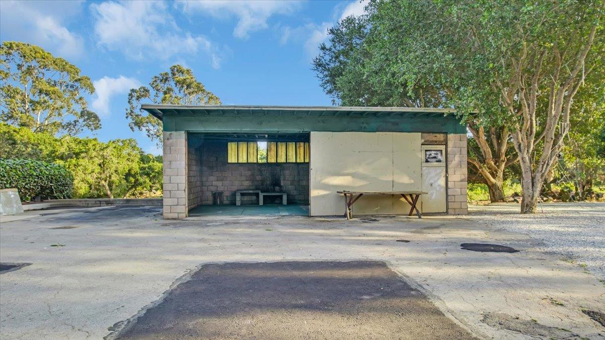 Detail Gallery Image 32 of 39 For 8841 Archer Rd, Salinas,  CA 93907 - 3 Beds | 2/1 Baths
