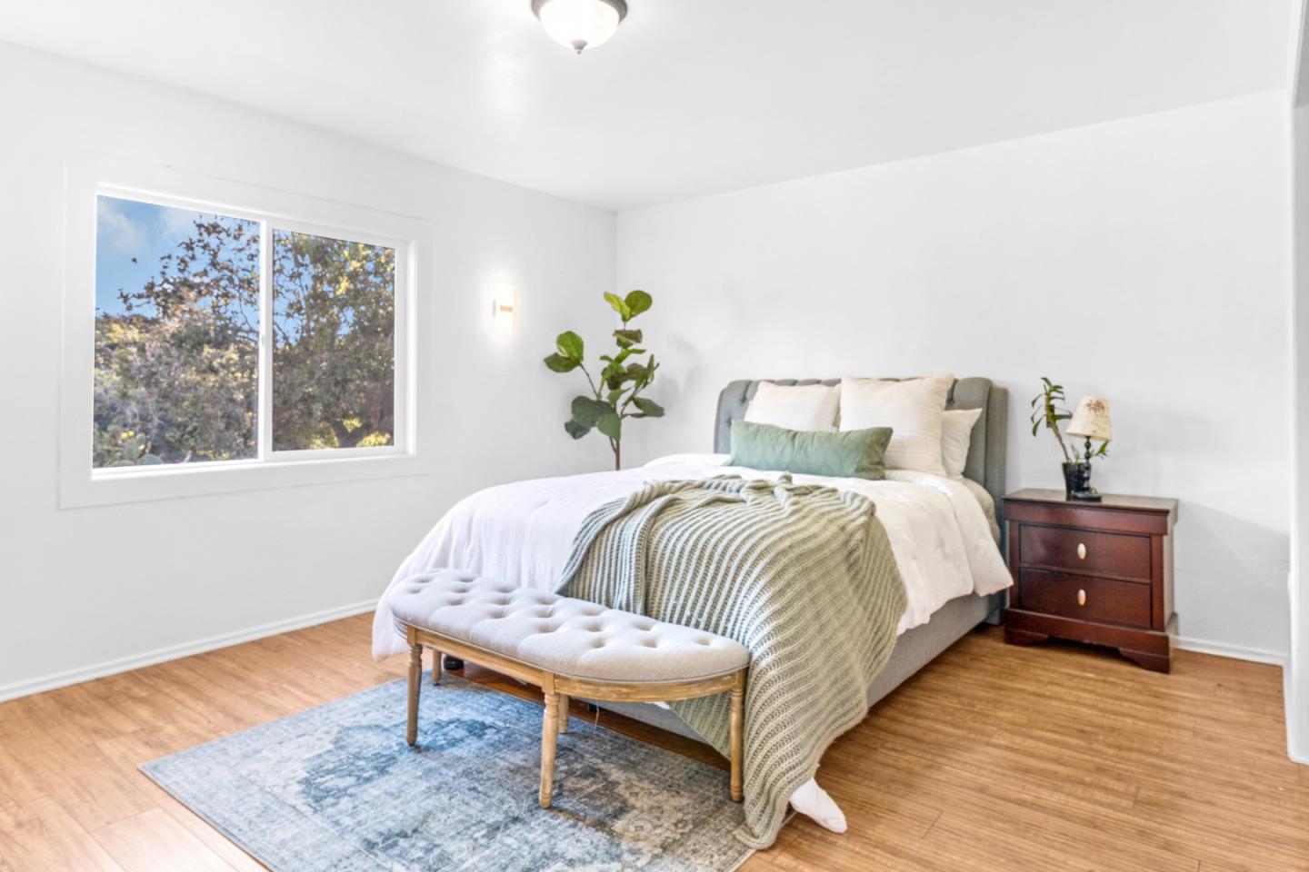Detail Gallery Image 6 of 39 For 8841 Archer Rd, Salinas,  CA 93907 - 3 Beds | 2/1 Baths